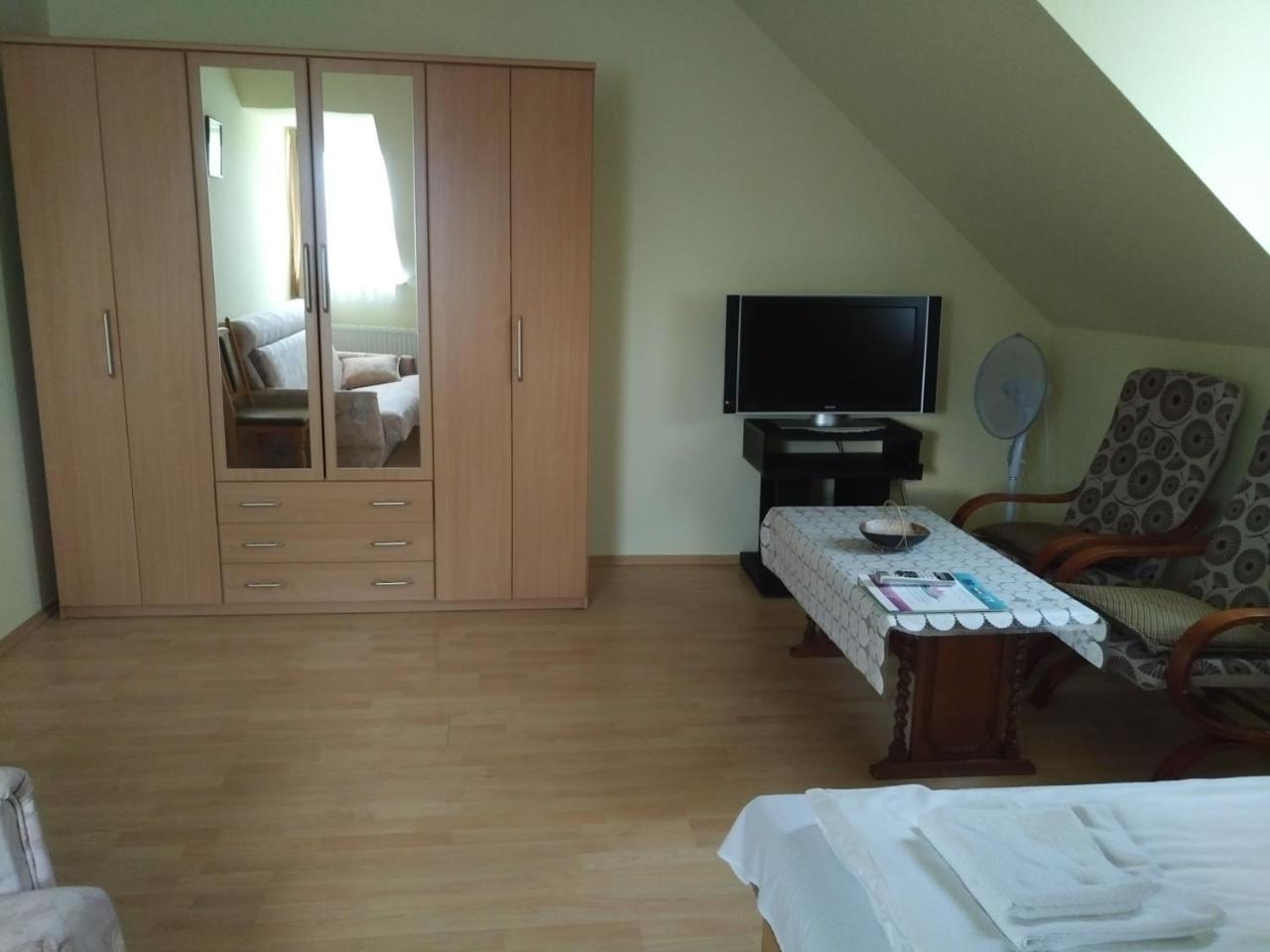 Villa Nova Heviz Ngoại thất bức ảnh